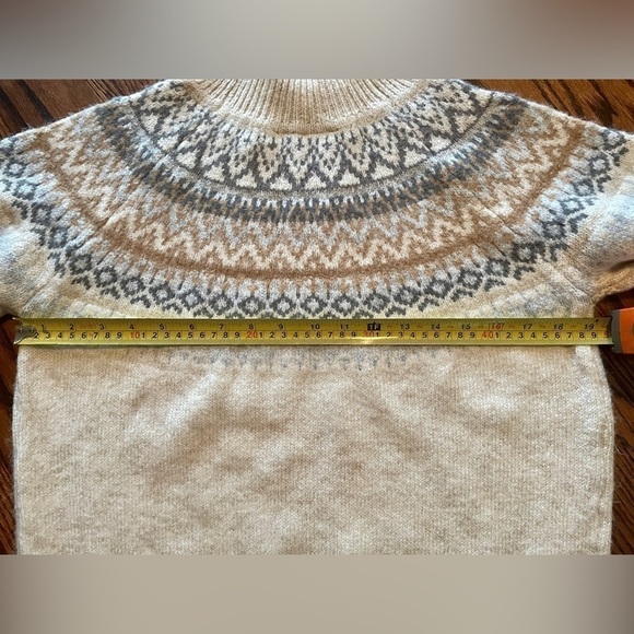 Cleo Petites Mock Neck Sweater. - Picture 4 of 6